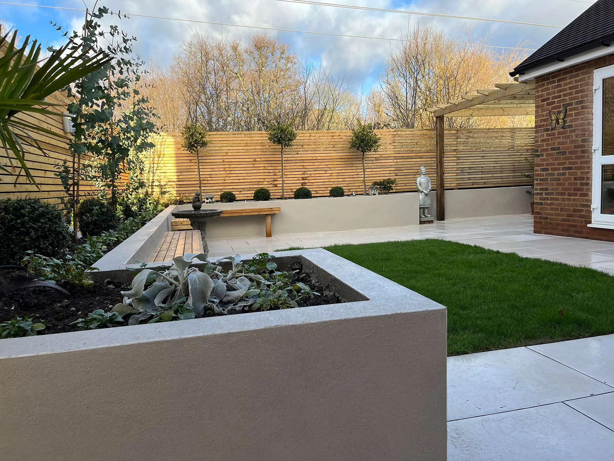 stunning-courtyard-garden-two